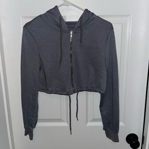 cropped hoodie
